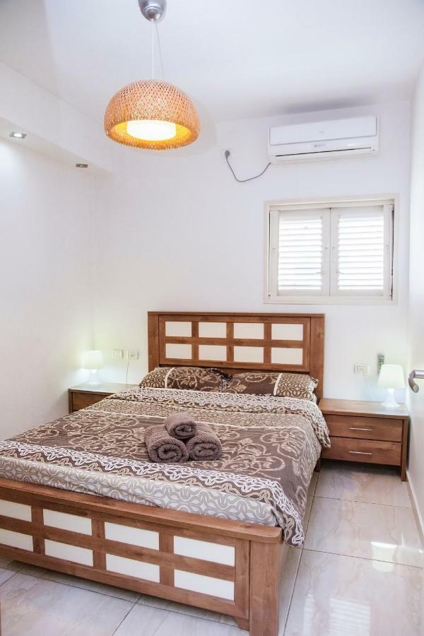 Apartments4You Dinara Bat Yam Dış mekan fotoğraf