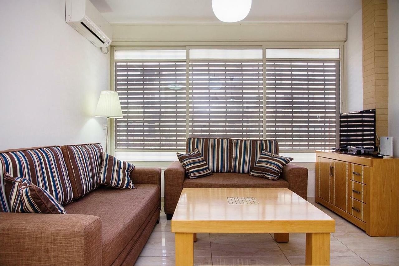 Apartments4You Dinara Bat Yam Dış mekan fotoğraf